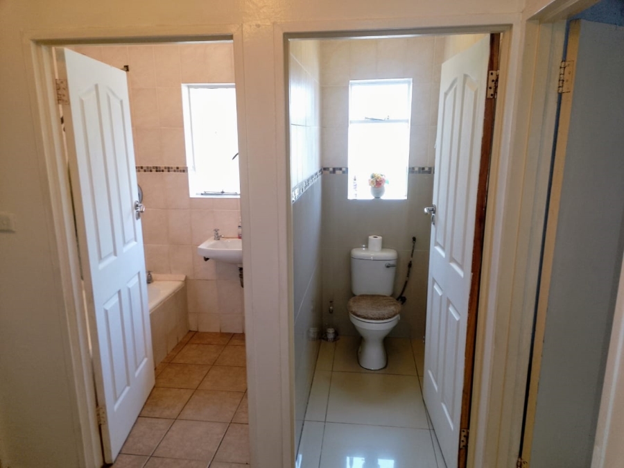 3 Bedroom Property for Sale in Belhar Western Cape